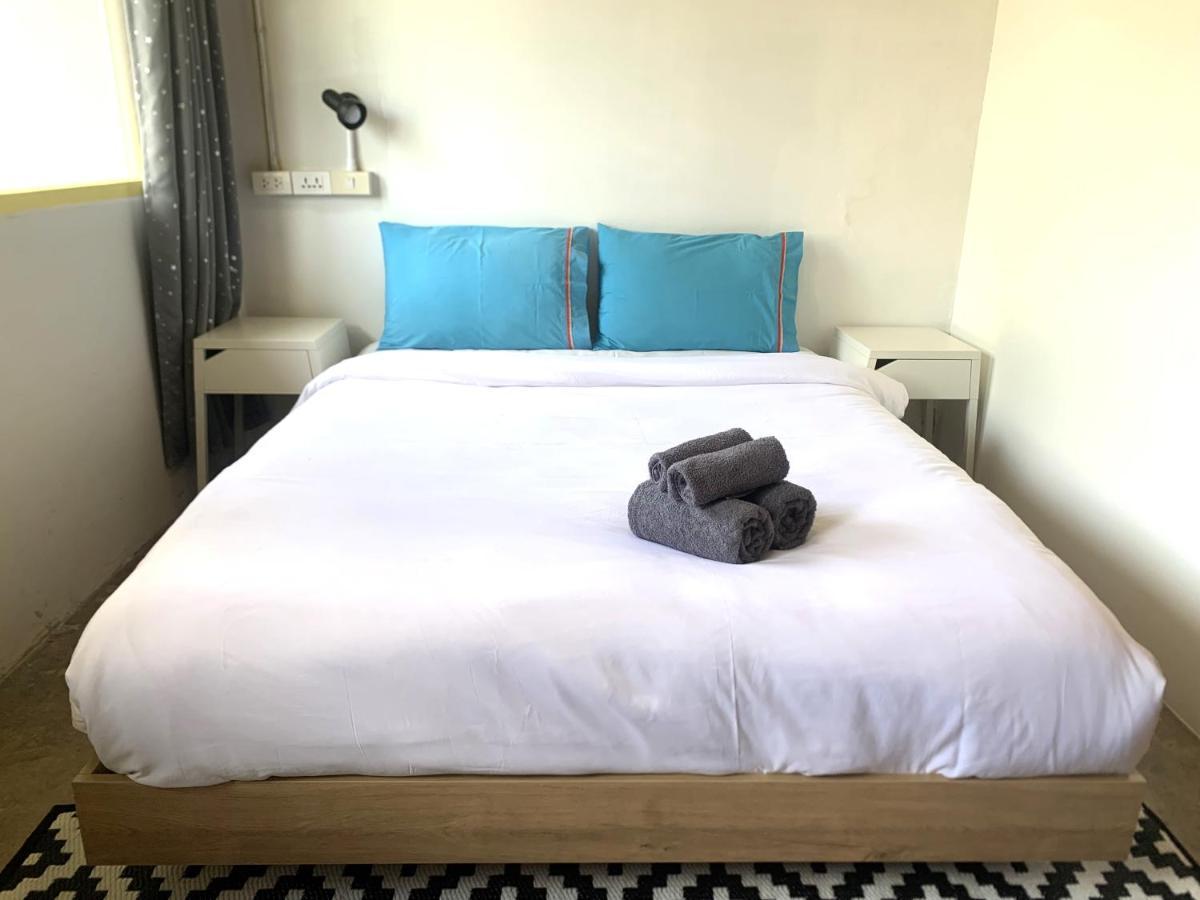 Double Room,1324112596:JPEG